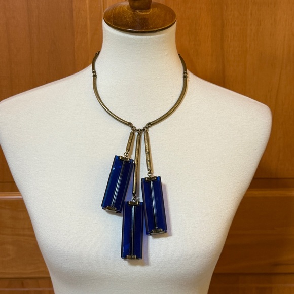 Lele Rose Acryllic Lavalier Necklace - Picture 5 of 9